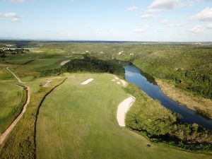 Casa De Campo (Dye Fore) Chavon Aerial 1st Approach